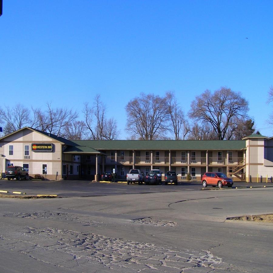 First Western Inn Caseyville Εξωτερικό φωτογραφία