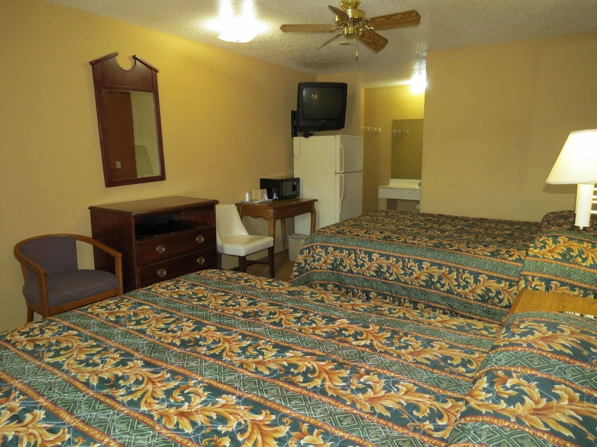 First Western Inn Caseyville Εξωτερικό φωτογραφία
